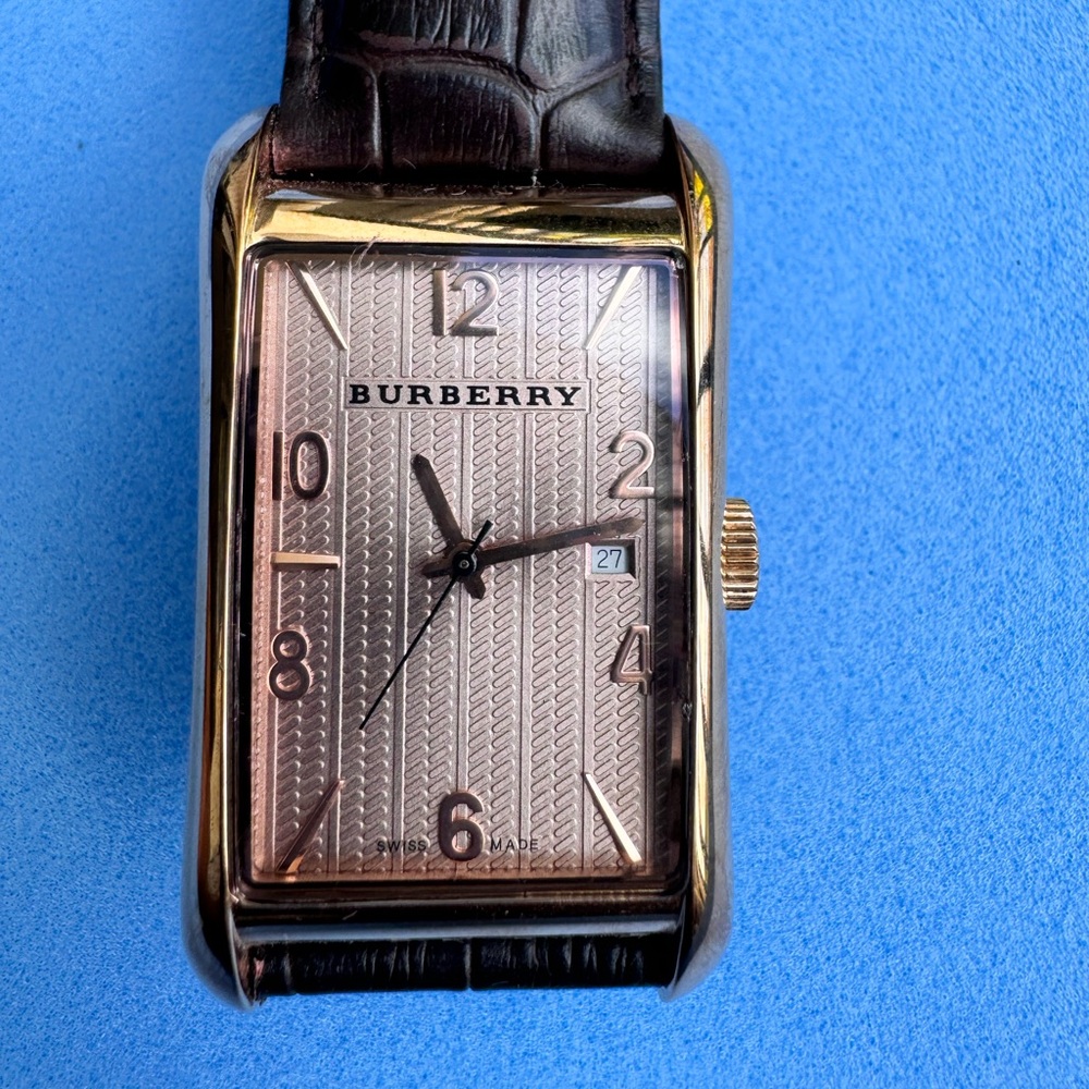 Burberry Bu9509 Pioneer Gold Dial Gold Ion-plated Ladies Watch